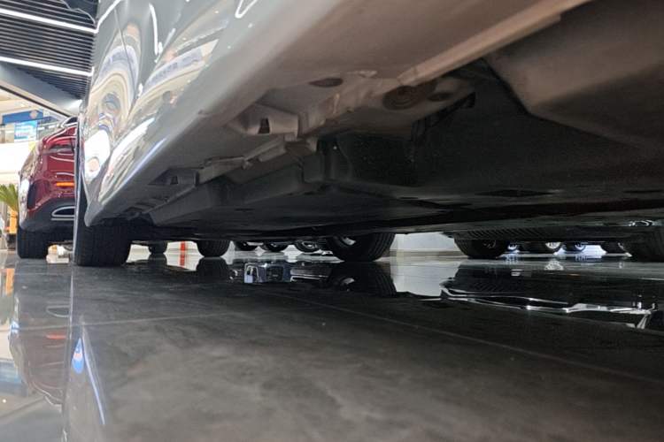 Used Toyota Camry 2021 2.0G Luxury Edition Left Side Sill
