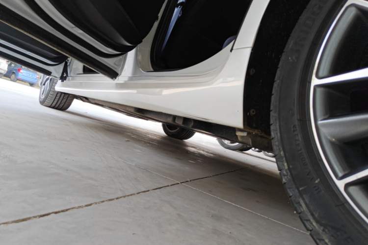 Used Toyota Camry 2021 2.5G Luxury Edition Left Side Sill