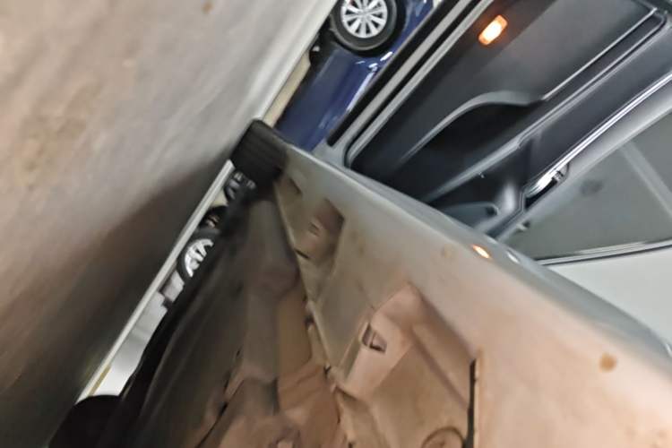 Used Toyota Camry 2021 2.5G Luxury Edition Left Side Sill