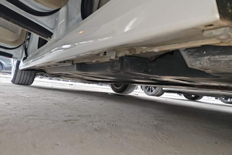 Used Toyota Camry 2021 2.0G Luxury Edition Left Side Sill
