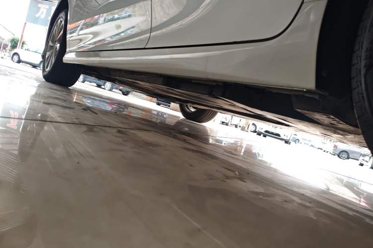 Used Toyota Camry 2021 2.0G Luxury Edition Left Side Sill