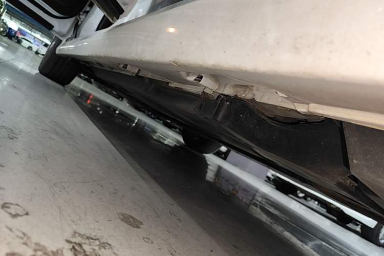 Used Toyota Camry 2021 Dual-Motor 2.5HG Luxury Edition Left Side Sill