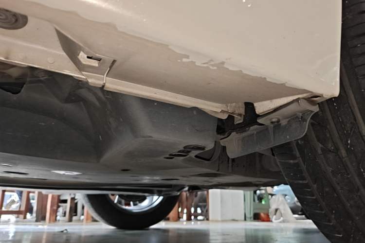 Used Toyota Camry 2021 2.0G Luxury Edition Left Side Sill