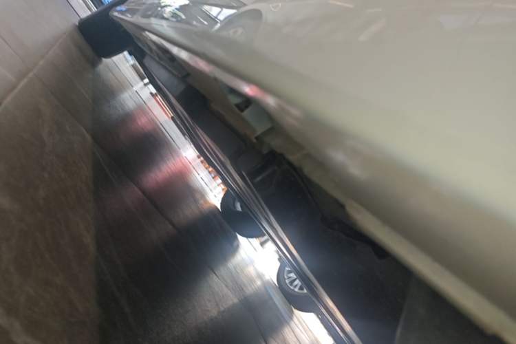 Used Toyota Camry 2021 2.0G Luxury Edition Left Side Sill
