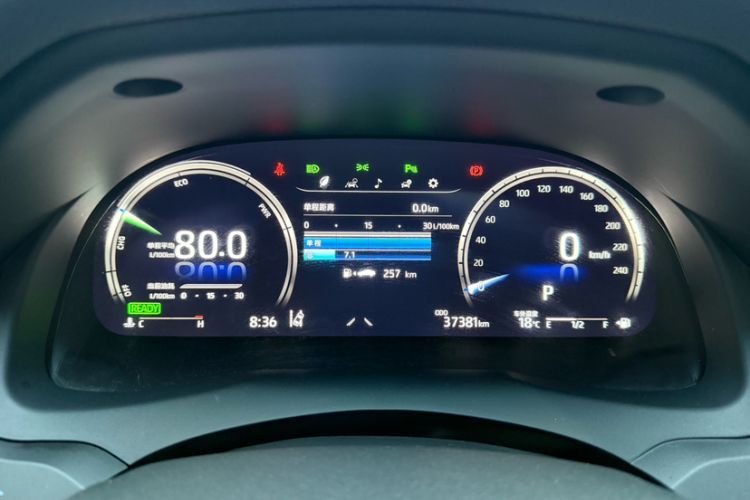 Used Toyota Camry 2021 Dual-Motor 2.5HS Fēngshàng Edition Odometer Close Up