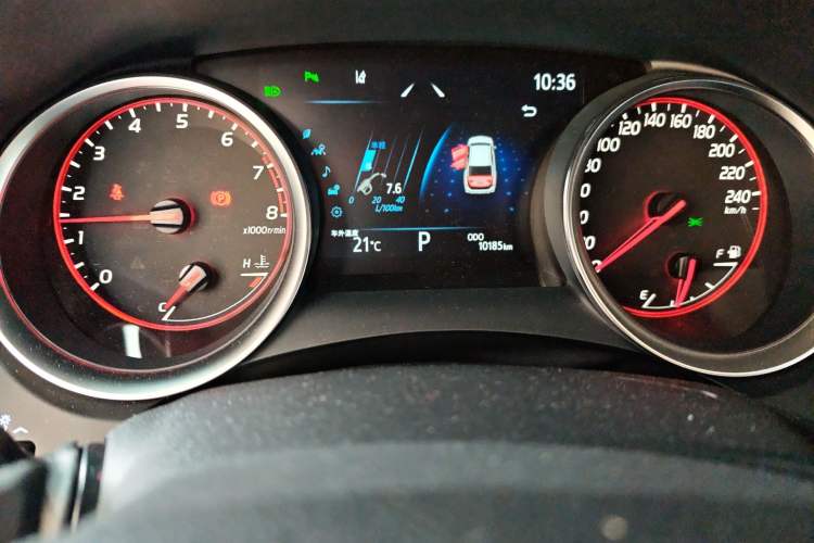 Used Toyota Camry 2021 2.0S FENGSHANG Edition Odometer Close Up