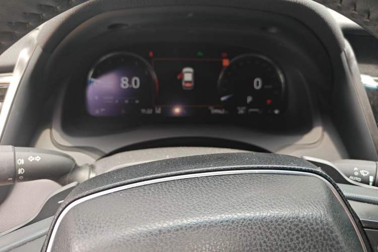 Used Toyota Camry 2021 2.5S Fēngshàng Edition Odometer Close Up