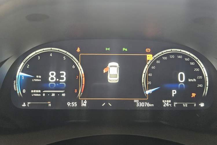 Used Toyota Camry 2021 2.5G Luxury Edition Odometer Close Up