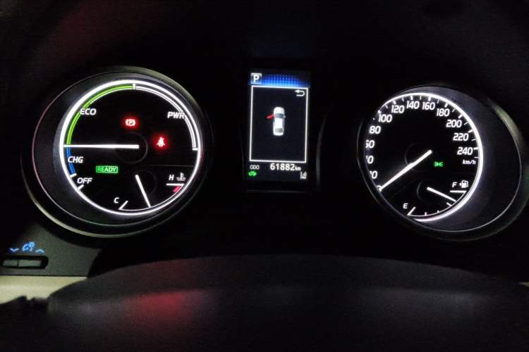 Used Toyota Camry 2021 Dual-Motor 2.5 HGVP Leading Edition Odometer Close Up
