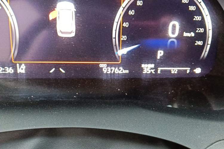 Used Toyota Camry 2021 Dual-Motor 2.5HG Luxury Edition Odometer Close Up