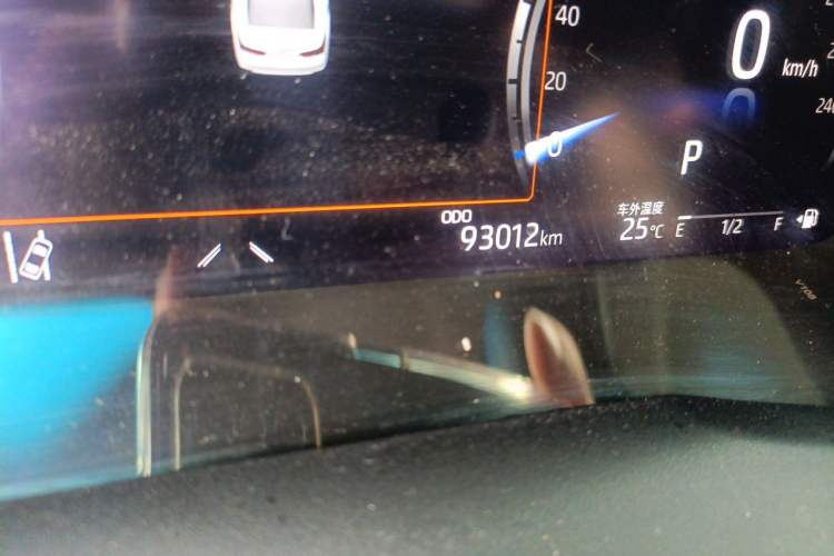 Used Toyota Camry 2021 Dual-Motor 2.5HG Luxury Edition Odometer Close Up
