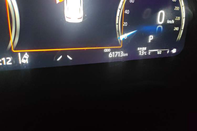 Used Toyota Camry 2021 Dual-Motor 2.5HG Luxury Edition Odometer Close Up
