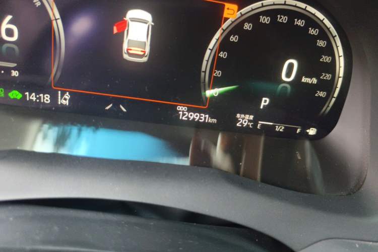 Used Toyota Camry 2021 Dual-Motor 2.5HG Luxury Edition Odometer Close Up