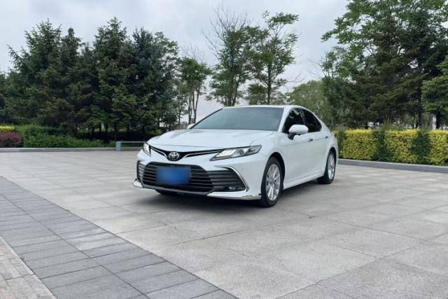Ojetý Toyota Camry 2021 2.0G Luxury Edition