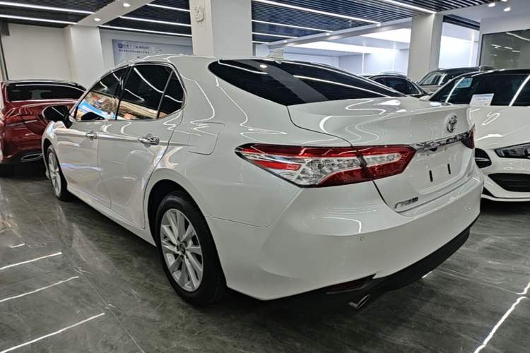 Used Toyota Camry 2021 2.0G Luxury Edition Rear Left 45 Deg