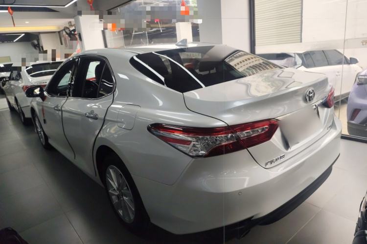 Used Toyota Camry 2021 2.0G Luxury Edition Rear Left 45 Deg