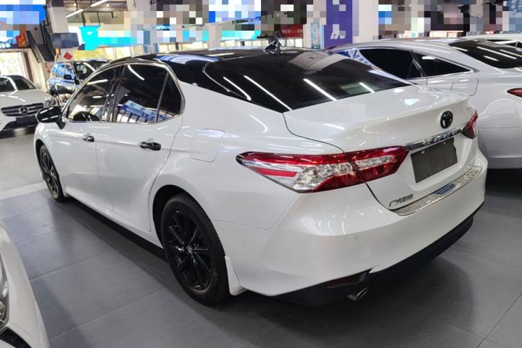 Used Toyota Camry 2021 2.0G Luxury Edition Rear Left 45 Deg