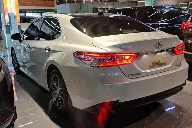 Used Toyota Camry 2021 2.5G Luxury Edition Rear Left 45 Deg