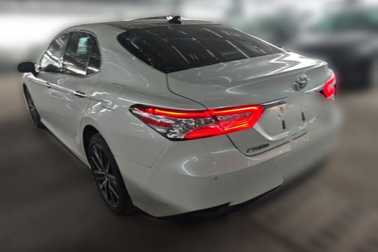 Used Toyota Camry 2021 2.5G Luxury Edition Rear Left 45 Deg