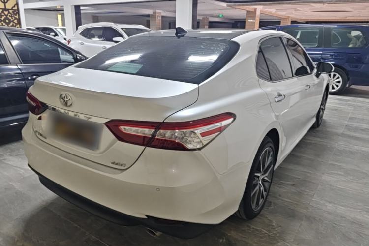 Used Toyota Camry 2021 2.5G Luxury Edition Rear Right 45 Deg