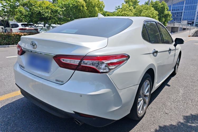 Used Toyota Camry 2021 2.0G Luxury Edition Rear Right 45 Deg