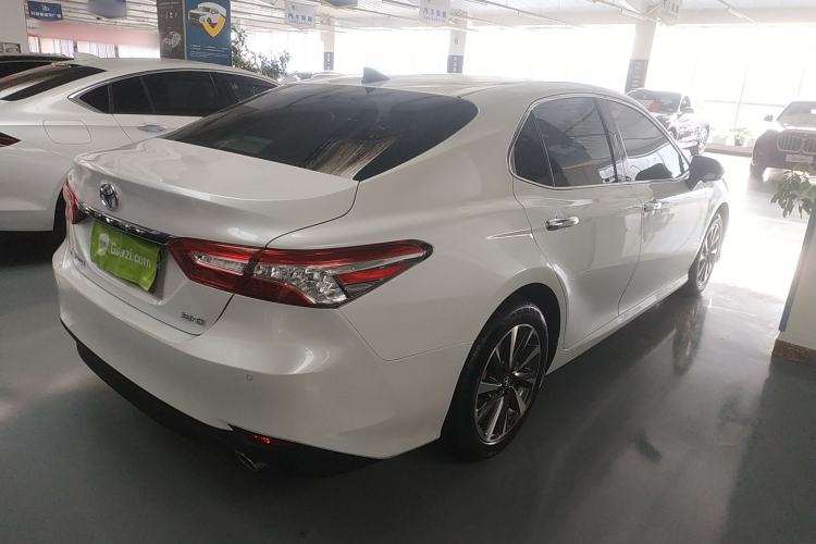 Used Toyota Camry 2021 2.0G Luxury Edition Rear Right 45 Deg