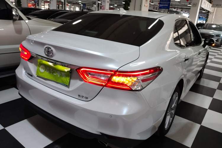 Used Toyota Camry 2021 2.0G Luxury Edition Rear Right 45 Deg