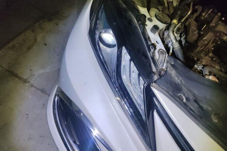 Used Toyota Camry 2021 2.0G Luxury Edition Right Front Headlight