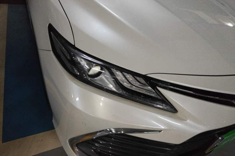 Used Toyota Camry 2021 2.0G Luxury Edition Right Front Headlight
