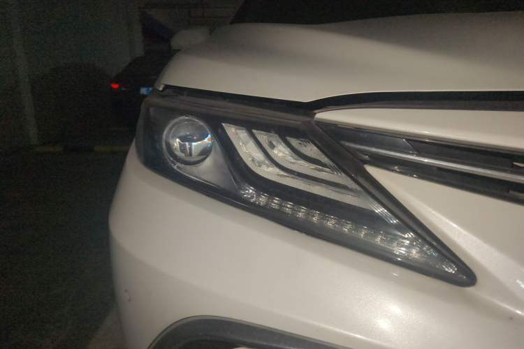 Used Toyota Camry 2021 2.0G Luxury Edition Right Front Headlight