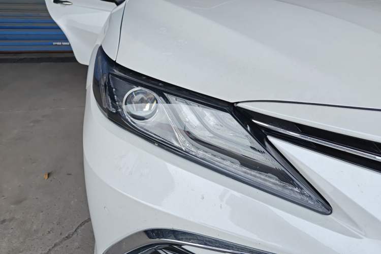 Used Toyota Camry 2021 2.0G Luxury Edition Right Front Headlight
