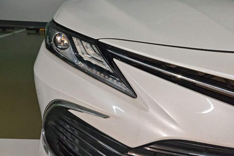 Used Toyota Camry 2021 Dual-Motor 2.5HG Luxury Edition Right Front Headlight