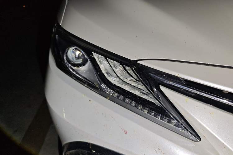 Used Toyota Camry 2021 2.0G Luxury Edition Right Front Headlight