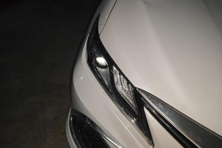 Used Toyota Camry 2021 2.0G Luxury Edition Right Front Headlight