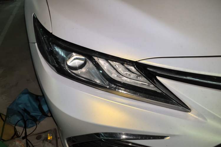 Used Toyota Camry 2021 2.0G Luxury Edition Right Front Headlight