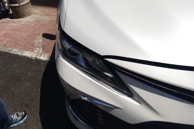 Used Toyota Camry 2021 2.5G Luxury Edition Right Front Headlight