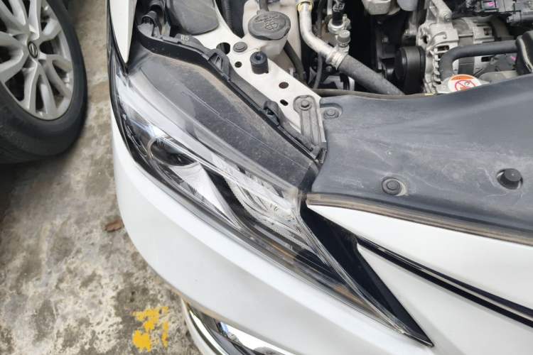 Used Toyota Camry 2021 2.0G Luxury Edition Right Front Headlight