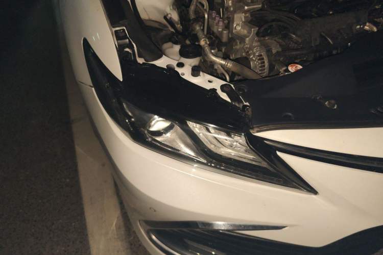 Used Toyota Camry 2021 2.5G Luxury Edition Right Front Headlight