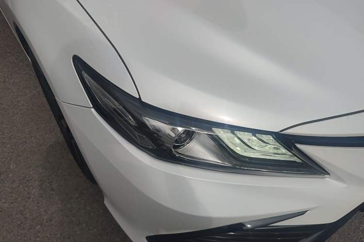 Used Toyota Camry 2021 2.0G Luxury Edition Right Front Headlight
