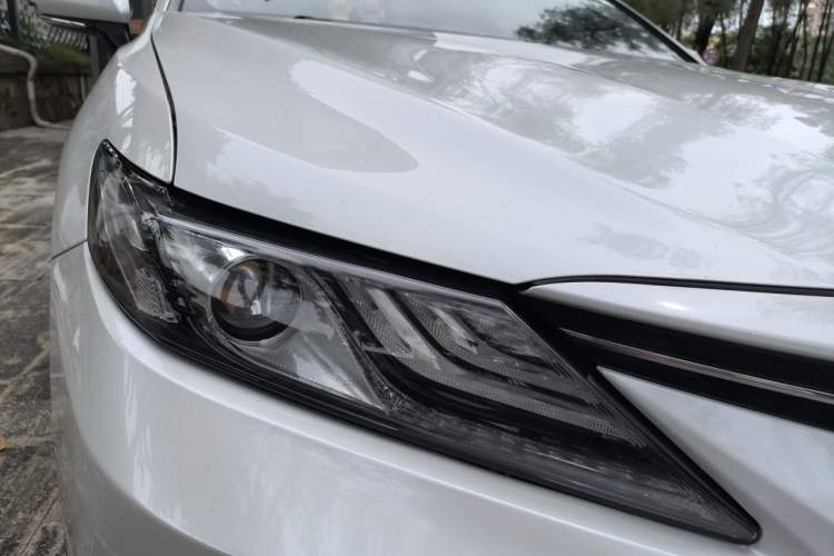 Used Toyota Camry 2021 2.0G Luxury Edition Right Front Headlight