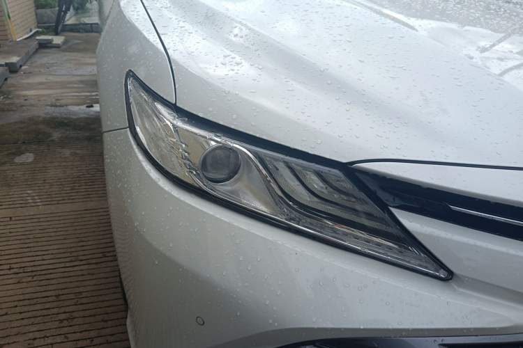Used Toyota Camry 2021 2.0E Elite Edition Right Front Headlight