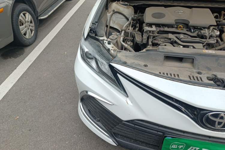 Used Toyota Camry 2021 2.0G Luxury Edition Right Front Headlight