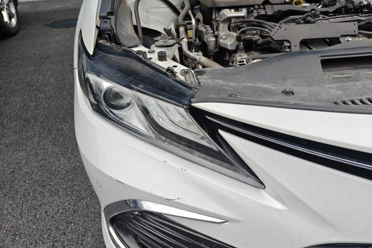 Used Toyota Camry 2021 2.5G Luxury Edition Right Front Headlight
