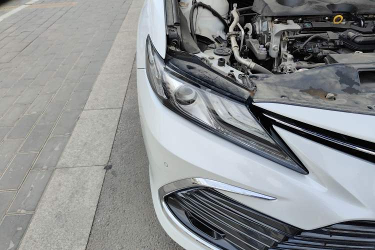 Used Toyota Camry 2021 2.0G Luxury Edition Right Front Headlight