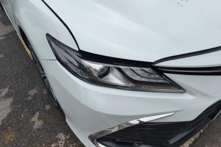 Used Toyota Camry 2021 2.5G Luxury Edition Right Front Headlight