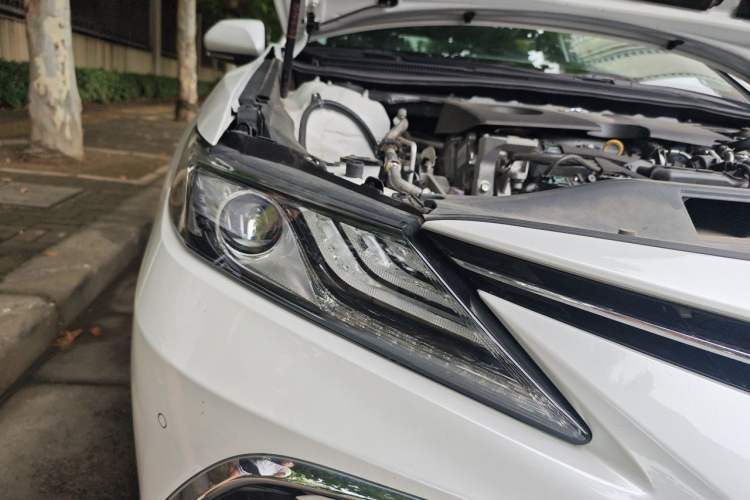 Used Toyota Camry 2021 2.0G Luxury Edition Right Front Headlight