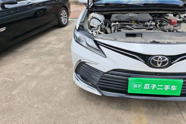 Used Toyota Camry 2021 2.0G Luxury Edition Right Front Headlight