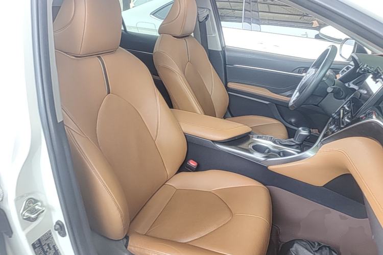 Used Toyota Camry 2021 2.5G Luxury Edition Right Front Seat