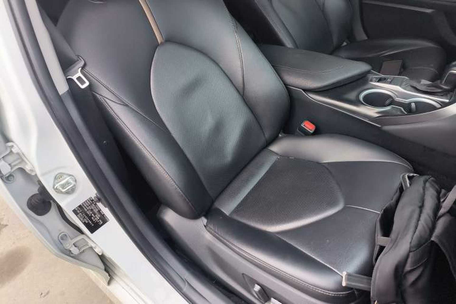Used Toyota Camry 2021 2.0G Luxury Edition Right Front Seat