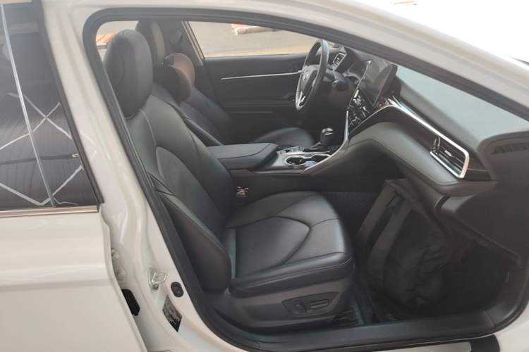 Used Toyota Camry 2021 Dual-Motor 2.5HG Luxury Edition Right Front Seat